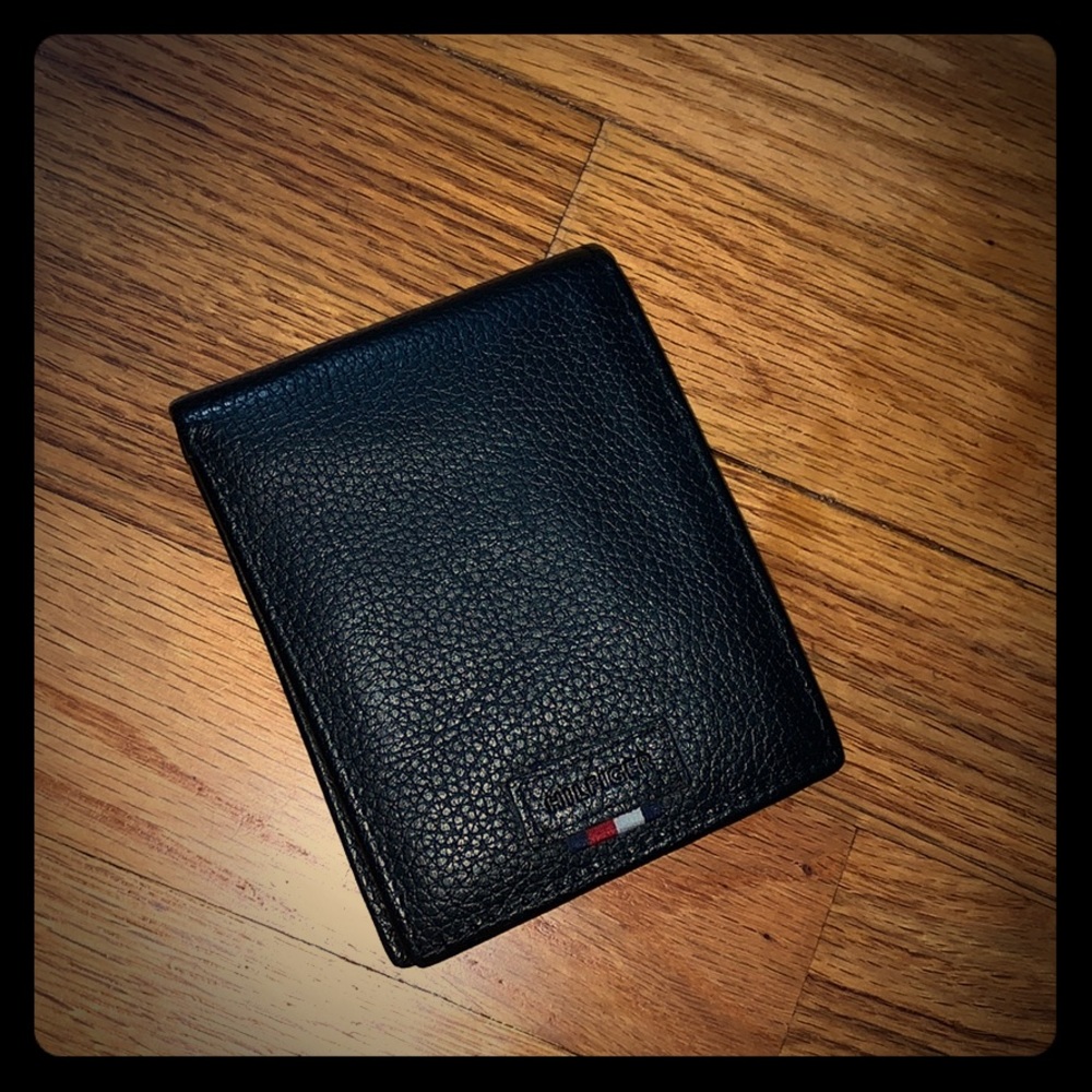 Tommy Hilfiger Men’s Wallet